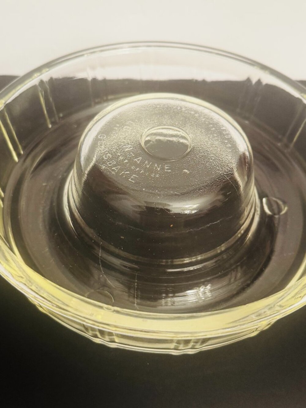 Vtg 1940 Queen Anne 9" Clear Glassbake Bundt Cake Ovenware Jello Ring Mold Art